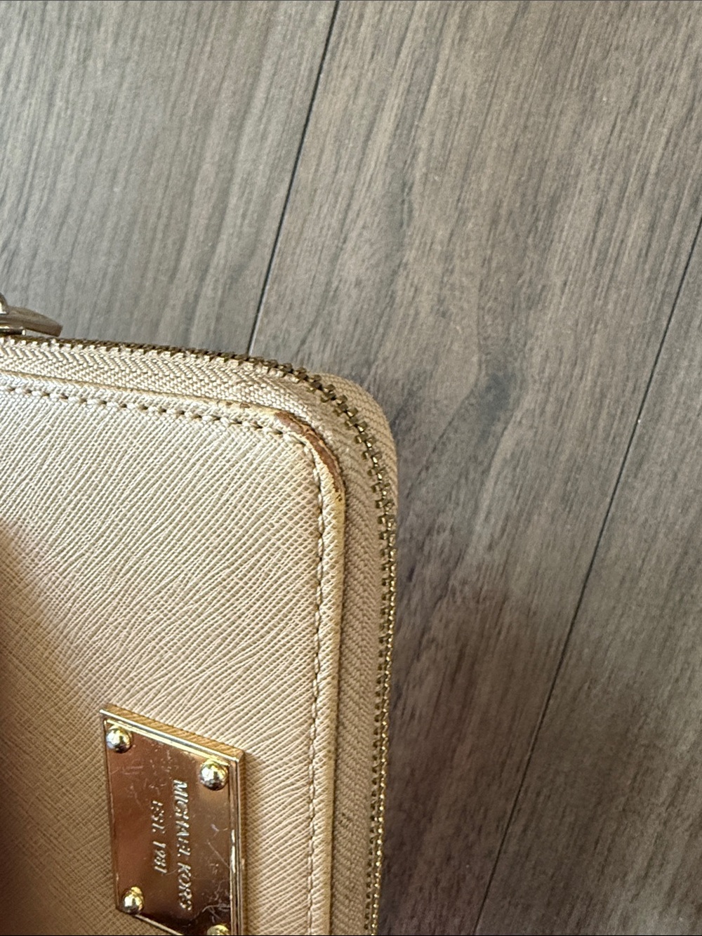 Michael Kors Beige Gold-Plate Zip Wallet - Picture 9 of 10